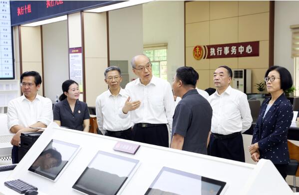 最高法调研组调研江西法院1 最高法调研组调研江西法院1