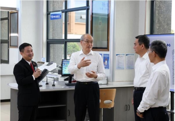 最高法调研组调研江西法院3 最高法调研组调研江西法院3