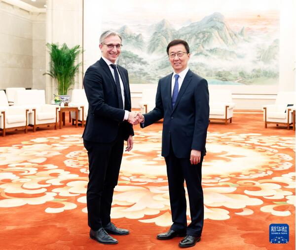 韩正会见荷兰皇家飞利浦公司首席执行官贾博瑞