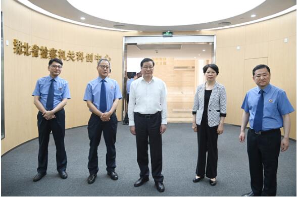 最高检调研组在湖北调研5 最高检调研组在湖北调研5