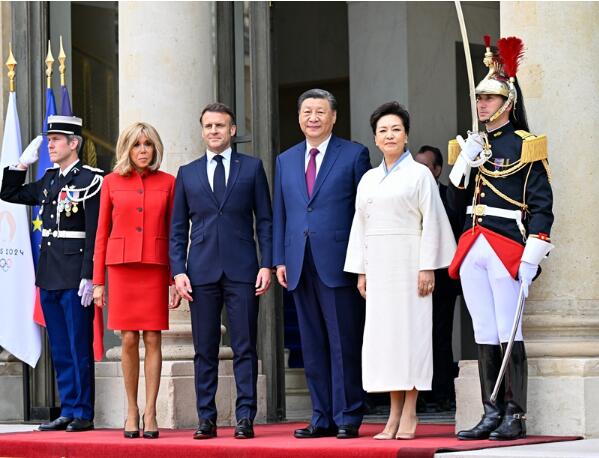 习近平同法国总统马克龙举行会谈3 习近平同法国总统马克龙举行会谈3