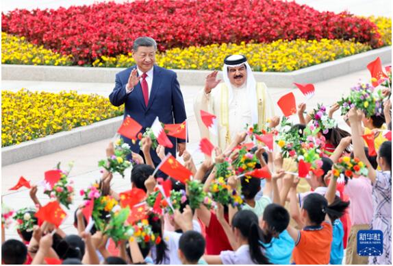 习近平同巴林国王哈马德会谈9