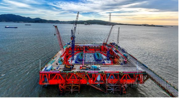 浙江甬舟铁路西堠门公铁两用大桥开启主塔施工