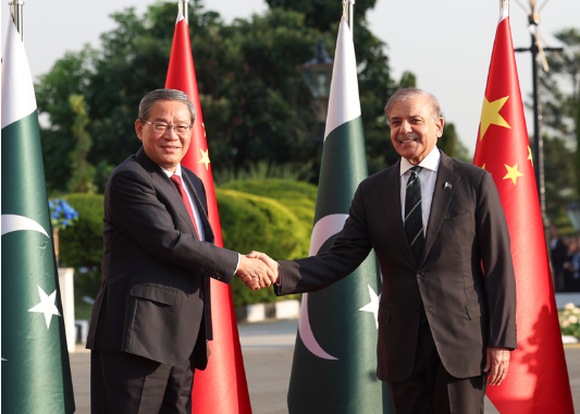 李强同巴基斯坦总理夏巴兹会谈 李强同巴基斯坦总理夏巴兹会谈